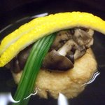 本湖月 - 松葉蟹ひろうす・天然しめじ