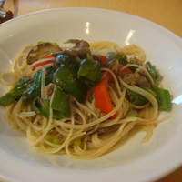 イタリア料理 リストランテ フィッシュボーン - Ａ　２．ひきにくと菜園野菜のリングイネ