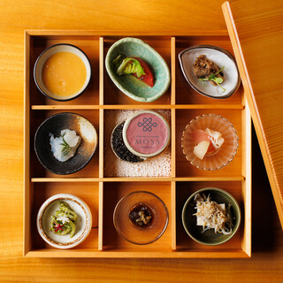 「SHOKADO-9」旬の食材や伝統料理を詰め込んだ前菜