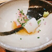 しらゆき - イシダイ、ヤリイカの刺身