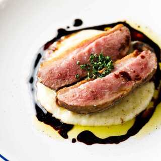 【リバコマ名物】ハンガリー産鴨胸肉のロースト