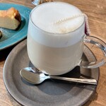 7 Rooms Hotel & Cafe - ロイヤルミルクティ(加糖) 580円