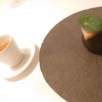 Installation Table ENSO L'asymetrie du calme - 