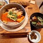 釜めし菜時記 さき亭 - コースの釜めし、+200円で鮭いくらに