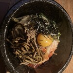 七輪焼肉 楽しいら - 石焼ビビンバ