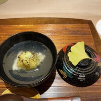 室町 唯 - 