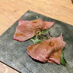 幻の和牛と三崎港直送鮮魚 モルゲン - 