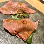 幻の和牛と三崎港直送鮮魚 モルゲン - 