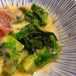 中央酒場 - ぬた拡大、わけぎとワカメの伝統的なレシピがたまらない