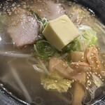 駅前ラーメン　ひげ - 塩バターラーメン