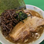 家系ラーメン 加藤商店 - 黒マー油トンコツ