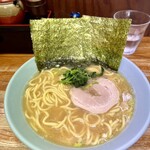 横浜ラーメン はま家 - 
