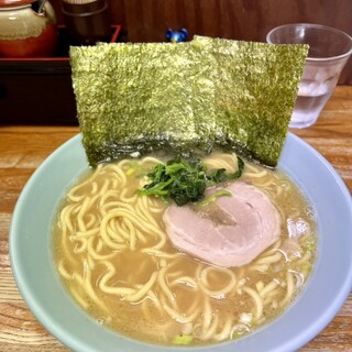 横浜ラーメン はま家_1