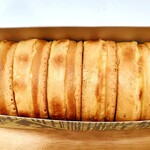 御座候 姫路駅店 - 