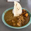 スパイスカレー モクロミ