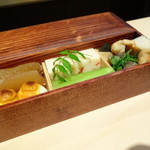 日本料理 楽心 - 楽箱（お節）　右側