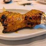 インディアンレストラン西麻布 by KENBOKKE - タンドールチキン　超ジューシー♪