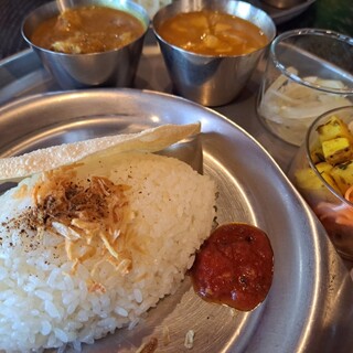 三条スパイス研究所_1