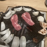 金山成吉思汗 - 