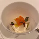 270960239 - カリフラワーのムースとイクラ