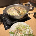 しゃぶ菜 - 昆布だしとすき焼きのスープ
