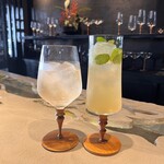 MOKU glass gallery cafe - 