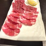 炭火焼肉 にく式 すすきの店 - 