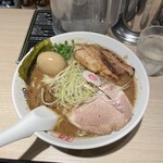 東京アンダーグラウンドラーメン 頑者