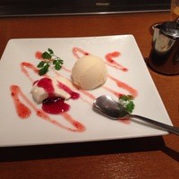 神戸牛ステーキ Ishida. 本店 - デザート盛り合わせ