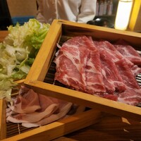 しゃぶしゃぶ・創作料理居酒屋 豚吟 栄店 - 