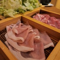 しゃぶしゃぶ・創作料理居酒屋 豚吟 栄店 - 