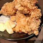 大衆酒場55 - でかい唐揚げ