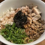 いかれたヌードル フィッシュトンズ - 