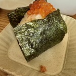 ことり食堂 - 鮭いくらおにぎり