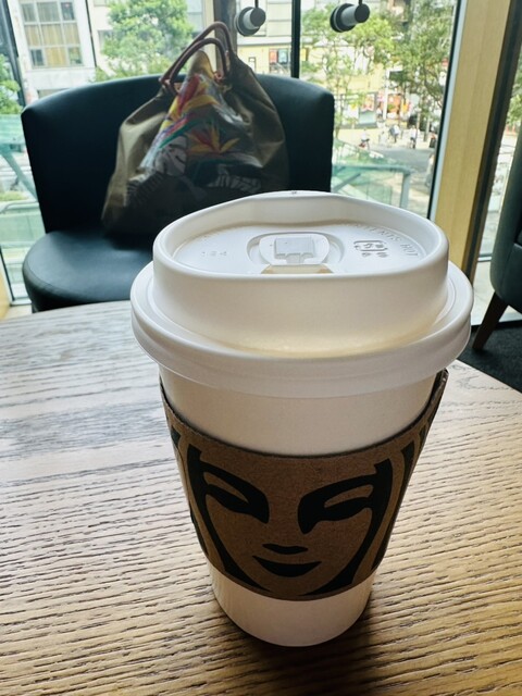 STARBUCKS COFFEE Akasakabizutawaten - Akasaka/Cafe | Tabelog