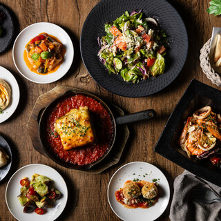 【11時～昼飲みOK】アラカルト終日注文OK！コースも◎