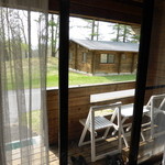 軽井沢プリンスホテル - コテージ内から外を望む