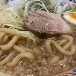 いせのじょう - 太麺背脂ラーメン900円