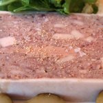 ア・ポワン - パテの接写版（ランチの前菜）