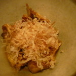 骨付鳥 一鶴 - かわ酢一皿目