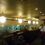 骨付鳥 一鶴 - 店内