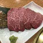 炭火焼肉 牛和鹿 - 
