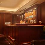 アピシウス - ウェイティングルーム