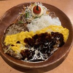 びっくりドンキー - 料理写真:デミオムバーグディッシュMサイズ