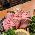 焼肉 ホルモン ルーキーズ - 