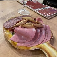 LIZARRAN 横浜店 - ハムの盛り合わせ
