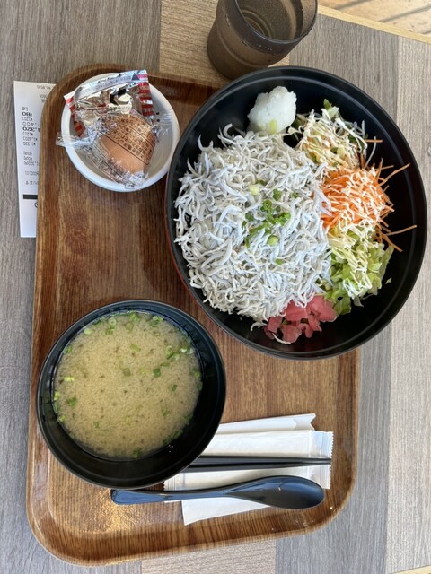 江の島どん★1 Umini no Shokudo] Fresh local ingredients from Nagahama