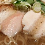 らーめん専門 和海  - 鶏と豚のチャーシュー