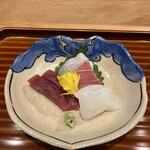 本城 - 造り季節の鮮魚（鮃･本鮪・本鮪中トロ･紋甲烏賊）