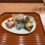 本城 - 五種盛 茄子煮浸し（生湯葉･おろし生姜和え）ごま豆腐筋子醤油漬け･山葵添え）蟹真蒸（銀杏･紅葉南瓜･銀杏芋）　白和え（海老･栗･しめじ･赤蒟蒻）　